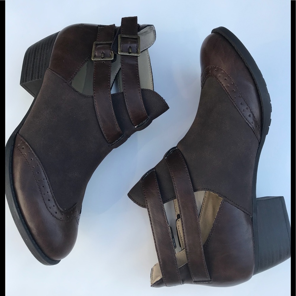 JBU BY JAMBU BRAVA ENCORE WOMEN’S BROWN BOOTIES